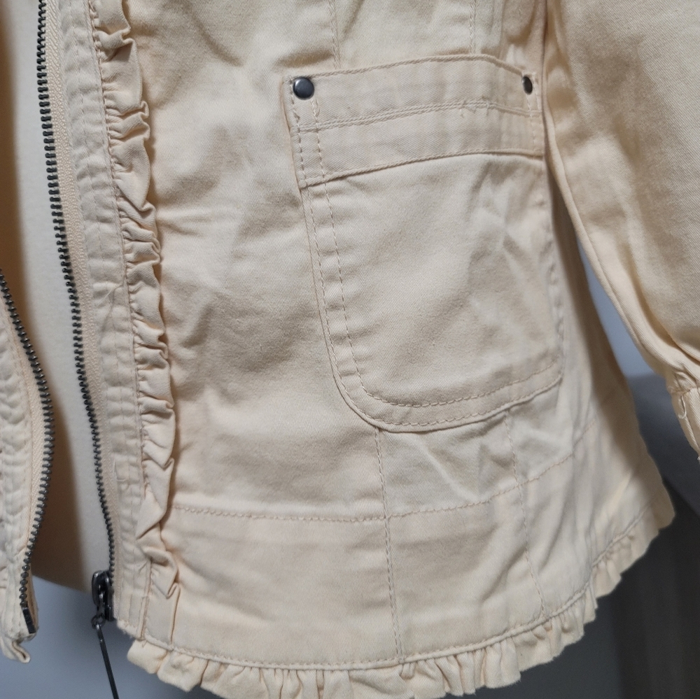 Jacket - Picture 6 of 9